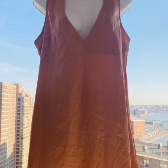 Missguided Rose Gold Choker Dress Size 8 NWOT - Picture 2 of 4